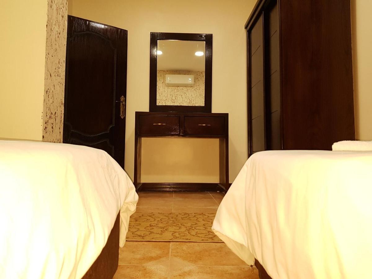 Siveen Hotel Amman Esterno foto